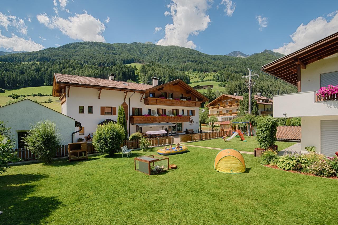 Brugghof Hotel 2*